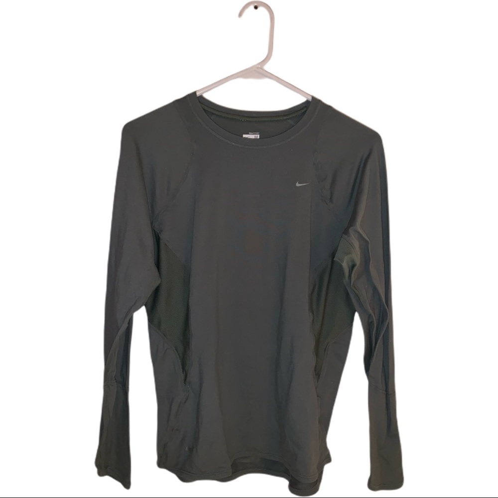 Nike Drifit running shirt long sleeve green M